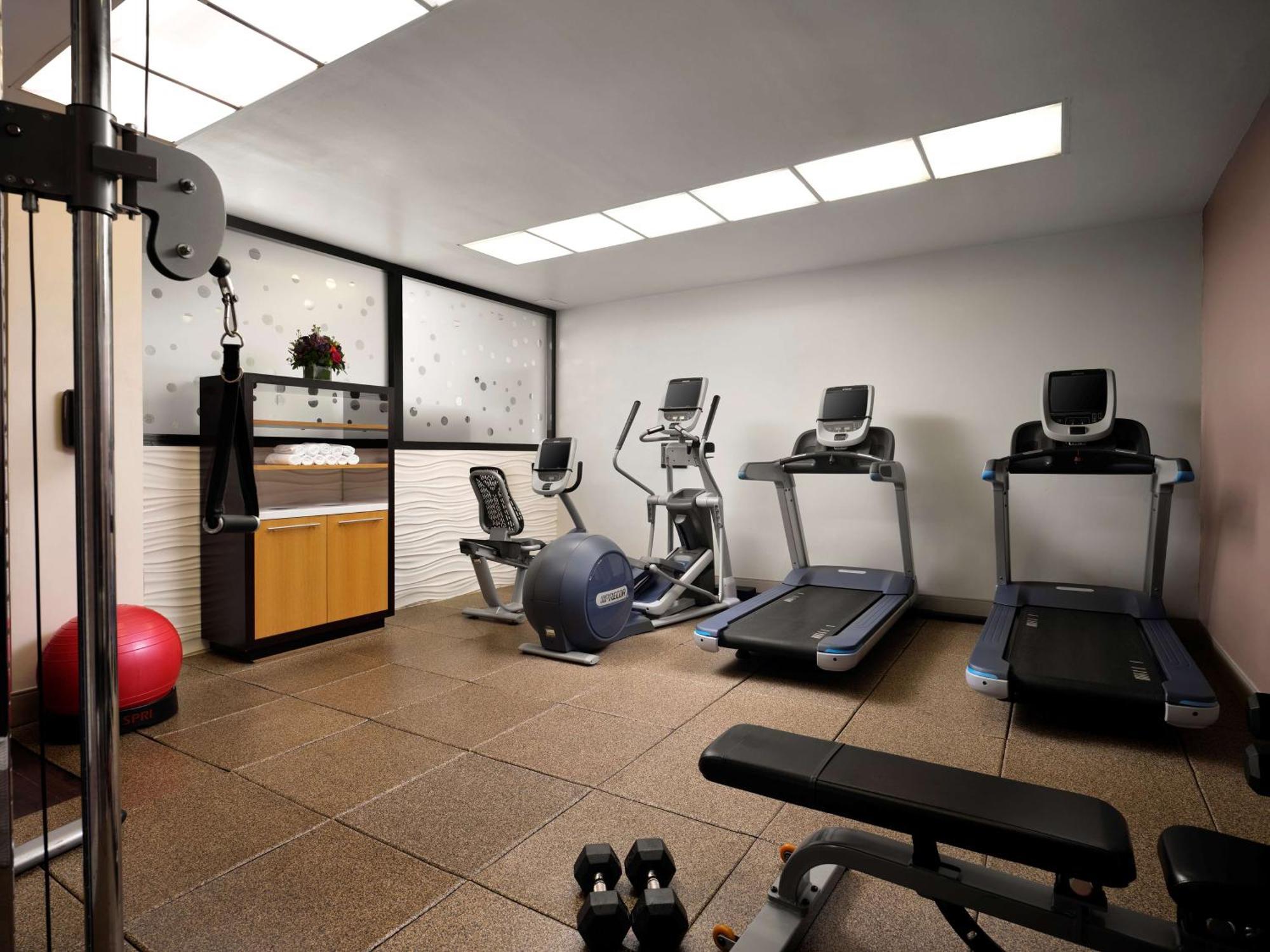 Hilton Fashion District 4* Nova York